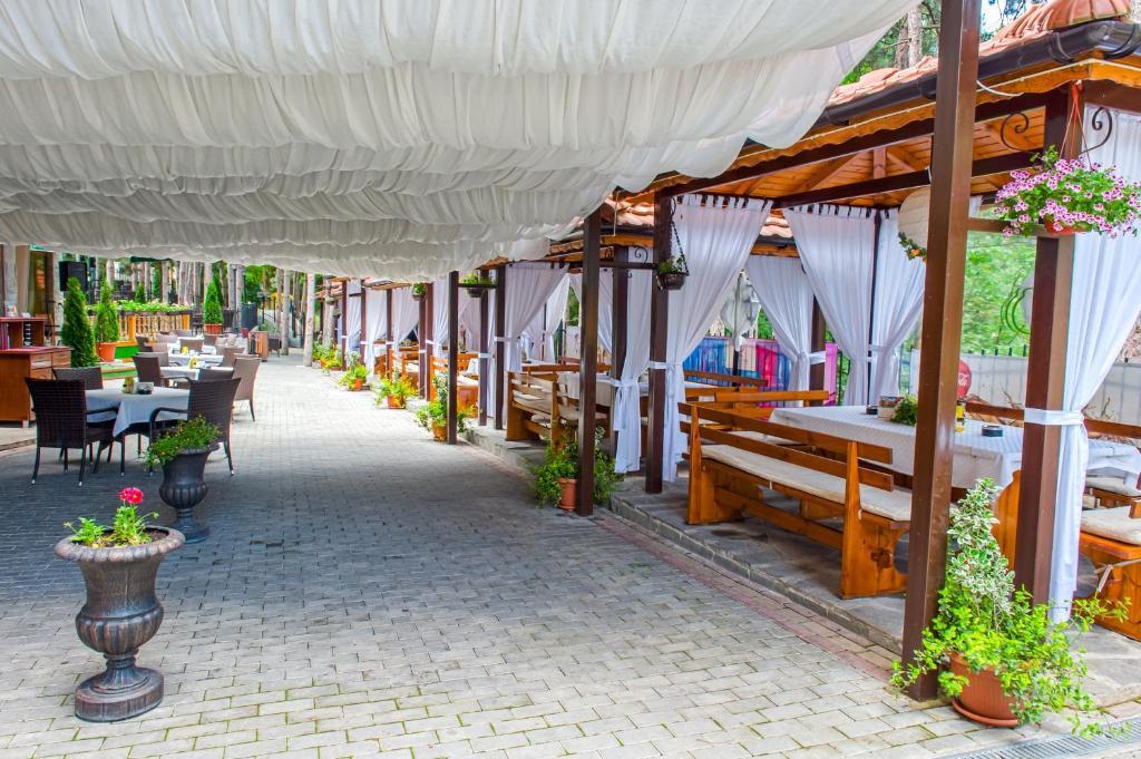 Hotel Park Bachinovo บลาโกเอฟกราด ภายนอก รูปภาพ